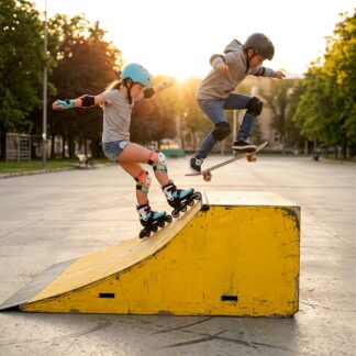 SKATE / ROLLERS